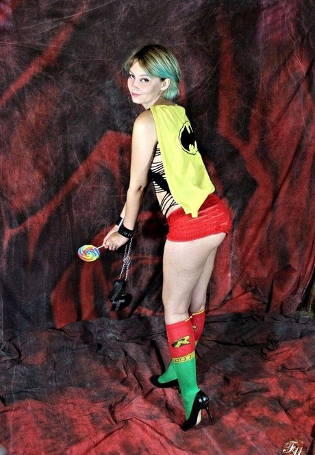 Avalon Zuercher アートポルノスター 写真