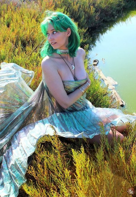 Avalon Zuercher ヌードのポルノスター 写真