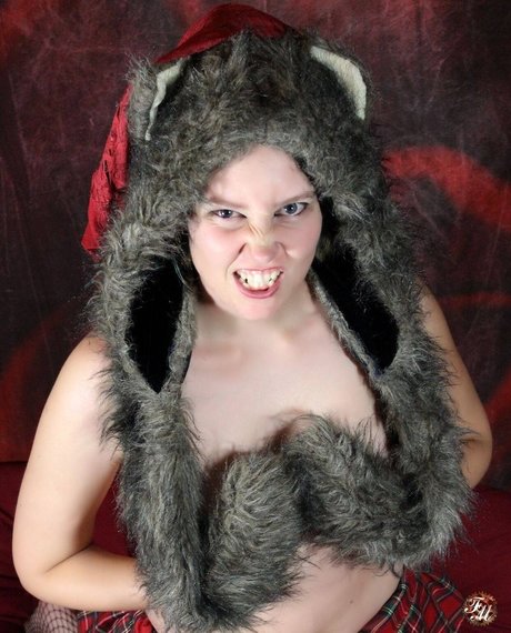 Avalon Zuercher ポルノスター 画像