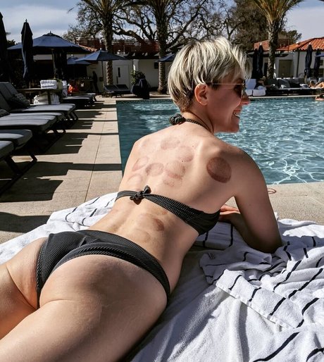 Hannah Hart ポルノスター 画像