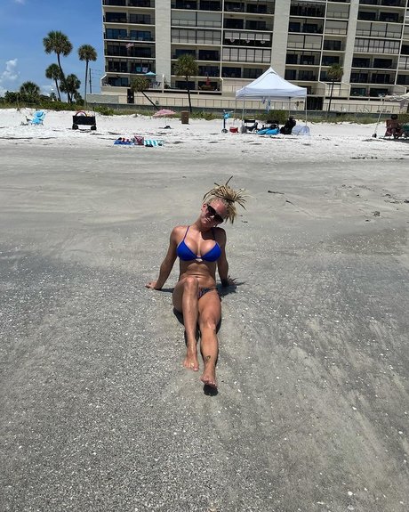 Mel With The Dreads 美しいモデル 画像