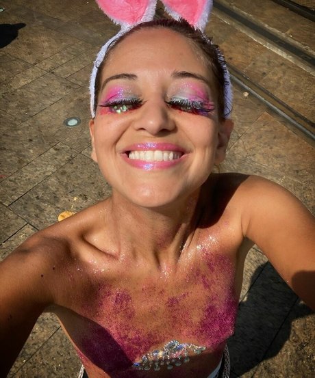 Le Corps La Maison L esprit セックスポルノスター 写真