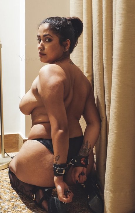 アマチュアアジア人OnlyFans セクシー 画像