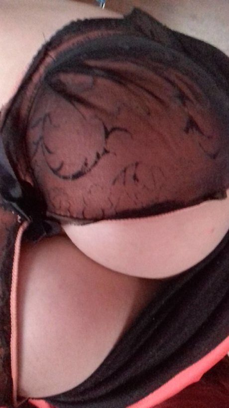 姉妹OnlyFans セクシー 写真