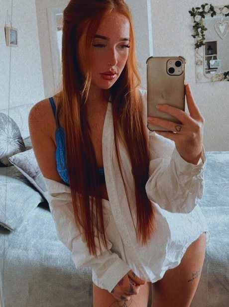 Karina Williamson 完璧なスター 画像