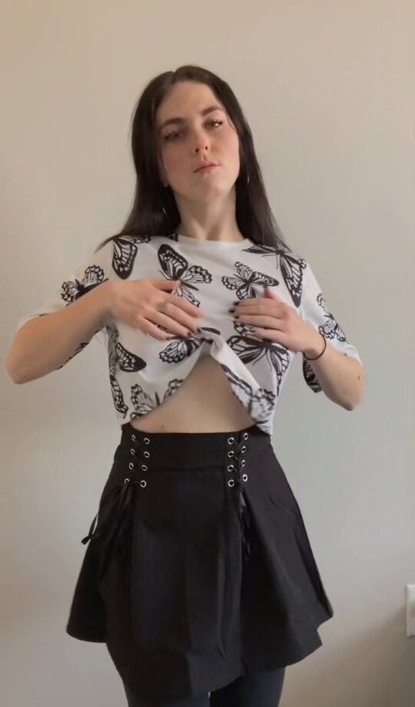 Olivia Evenstar アダルトモデル 写真