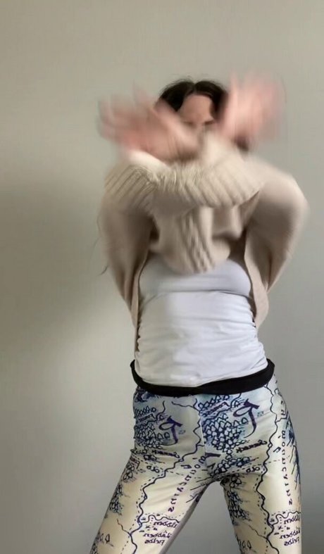 Olivia Evenstar xxxポルノスター 写真