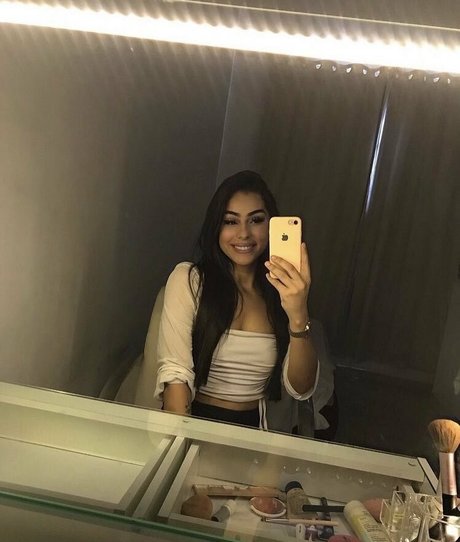 Isabela Libaroni 可愛いモデル 写真