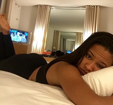 エボニートップオンリーファン セクシーxxx 画像