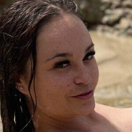 Nikki Annaa ポルノスター ヌード 画像