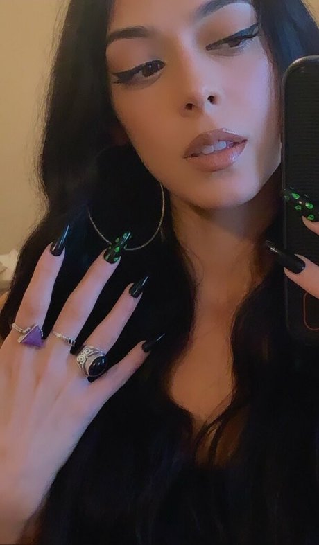 Erika Perry ポルノスター 画像