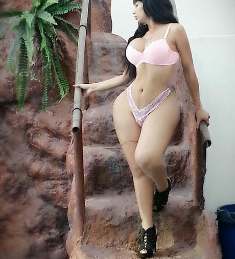 アジア人トゥインクOnlyFans ポルノグラフィック ギャラリー