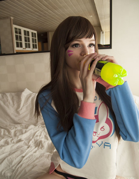 Geckuh アダルトモデル 写真