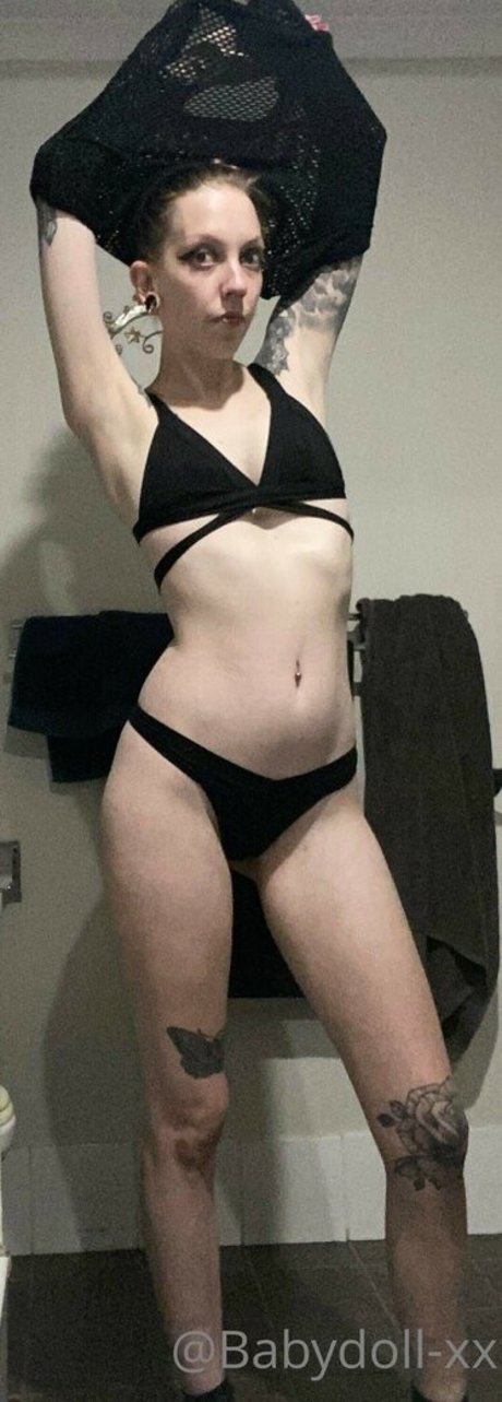 babydoll xx セクシーなポルノスター 写真