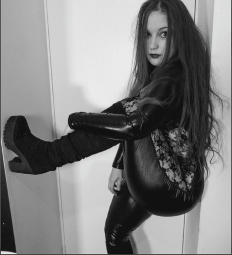 Octavius Kitten 最高のモデル 写真