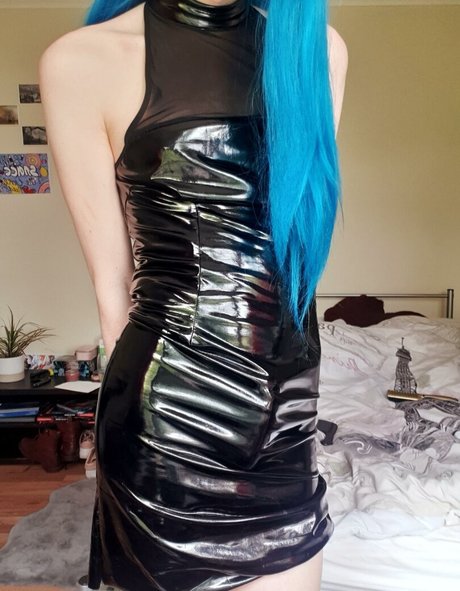 Blue Valentina セックスモデル 写真