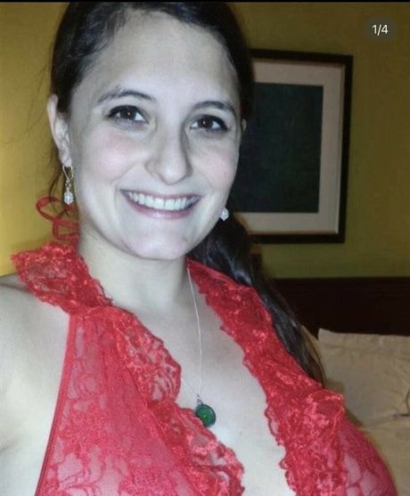 Avery Millah 独占女優 ギャラリー