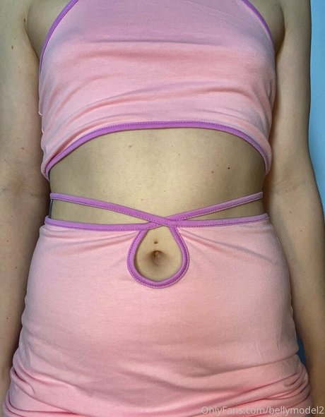 bellymodel2 セクシーなポルノスター ギャラリー