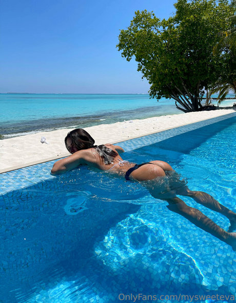 ティーンのおっぱいOnlyFans 素敵 画像