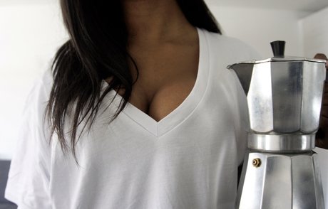 noemie noirfree HD女優 写真