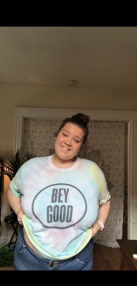 lookingformysoilmate 女優 写真