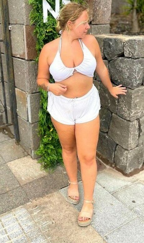 エモオンリーファン ホットxxx 写真