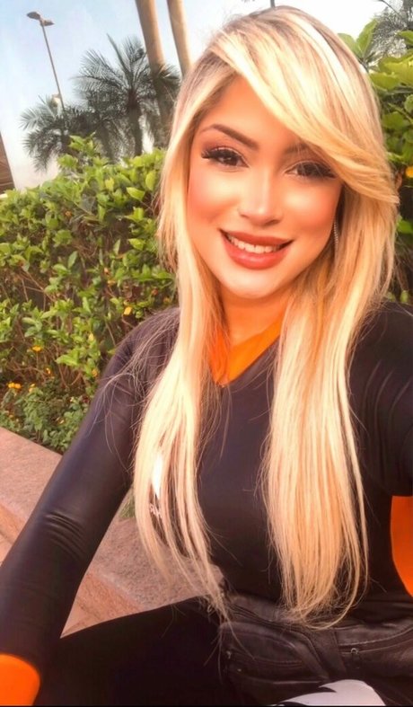 Nathalie Sousa 裸モデル 画像