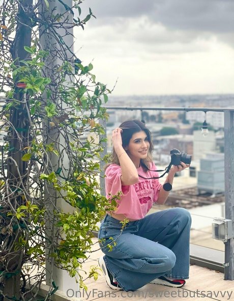 sweetbutsavvy 高品質モデル 写真