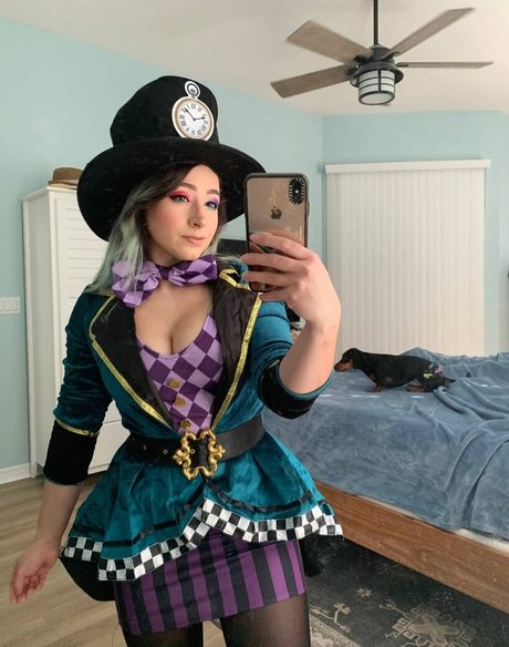 AimzAtchu セクシーなスター 写真