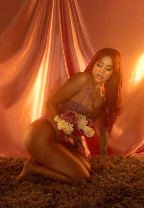 Kim Shantal トップモデル 写真