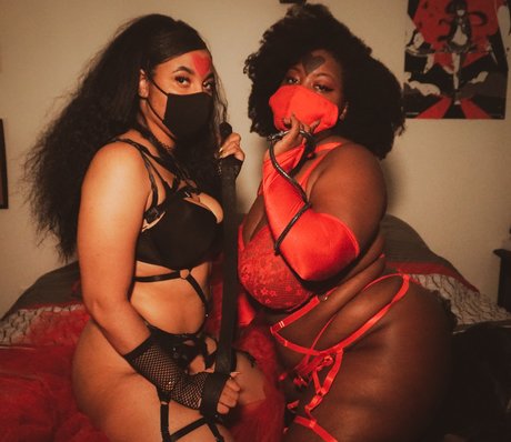 黒人ヌードOnlyFans ポルノ 写真