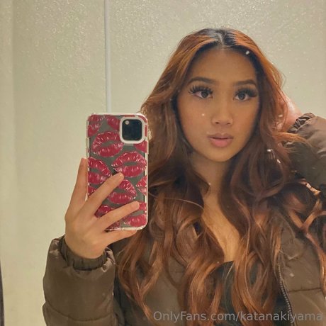 Katana Kiyama_ xxxスター 写真