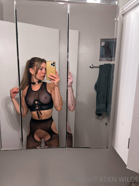 ティーンのおっぱいOnlyFans ホット裸 画像