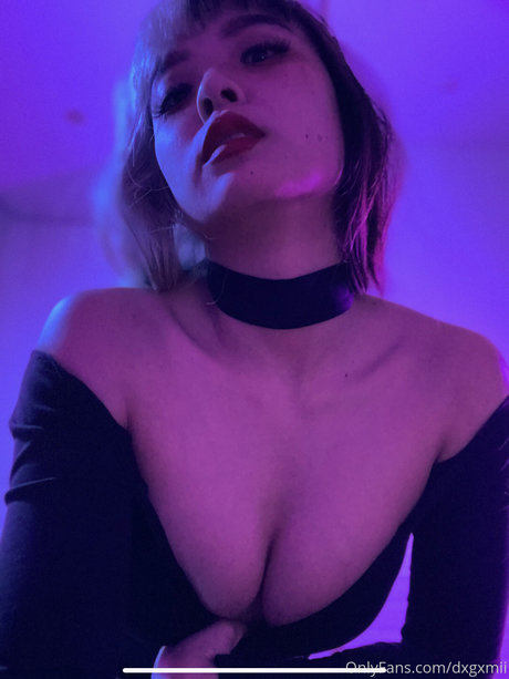 Dxgxmii ポルノスター 画像