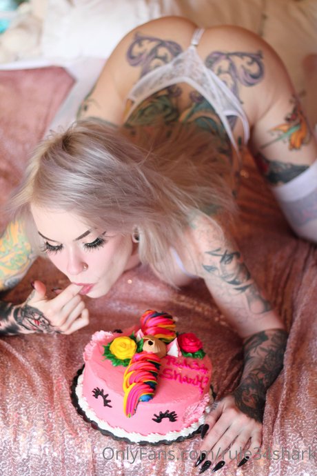 シャワーヌードOnlyFans アート裸 写真