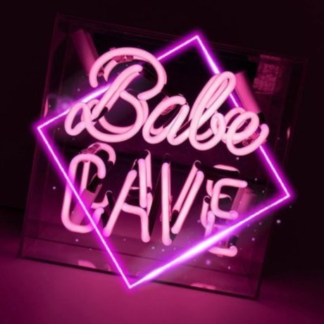 BabeCave 高品質モデル 写真
