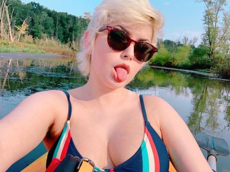 Ryden Armani_ ヌードモデル 写真