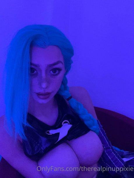 Pinup pixie ポルノスター セクシー 写真