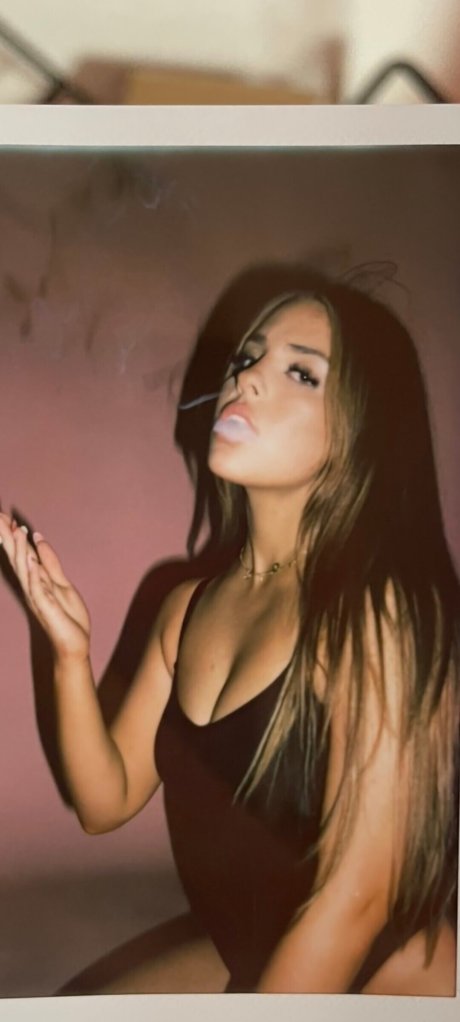 Alliyah ポルノスター HD 画像