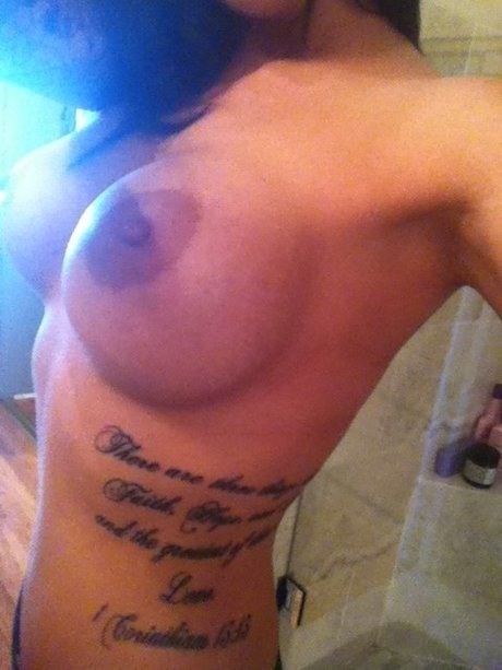 バイセクシャルカップルのOnlyFans ポルノ 写真