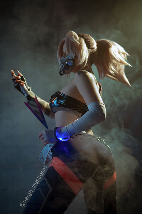 公共の場での猫のOnlyFans ヌード 画像