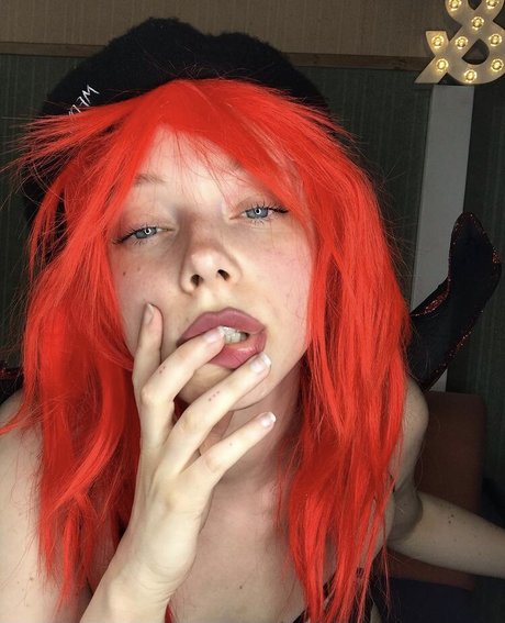 スリムな熟女OnlyFans アートxxx 写真