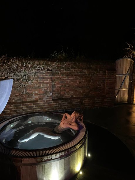 アマチュアのお尻OnlyFans セクシーヌード 写真