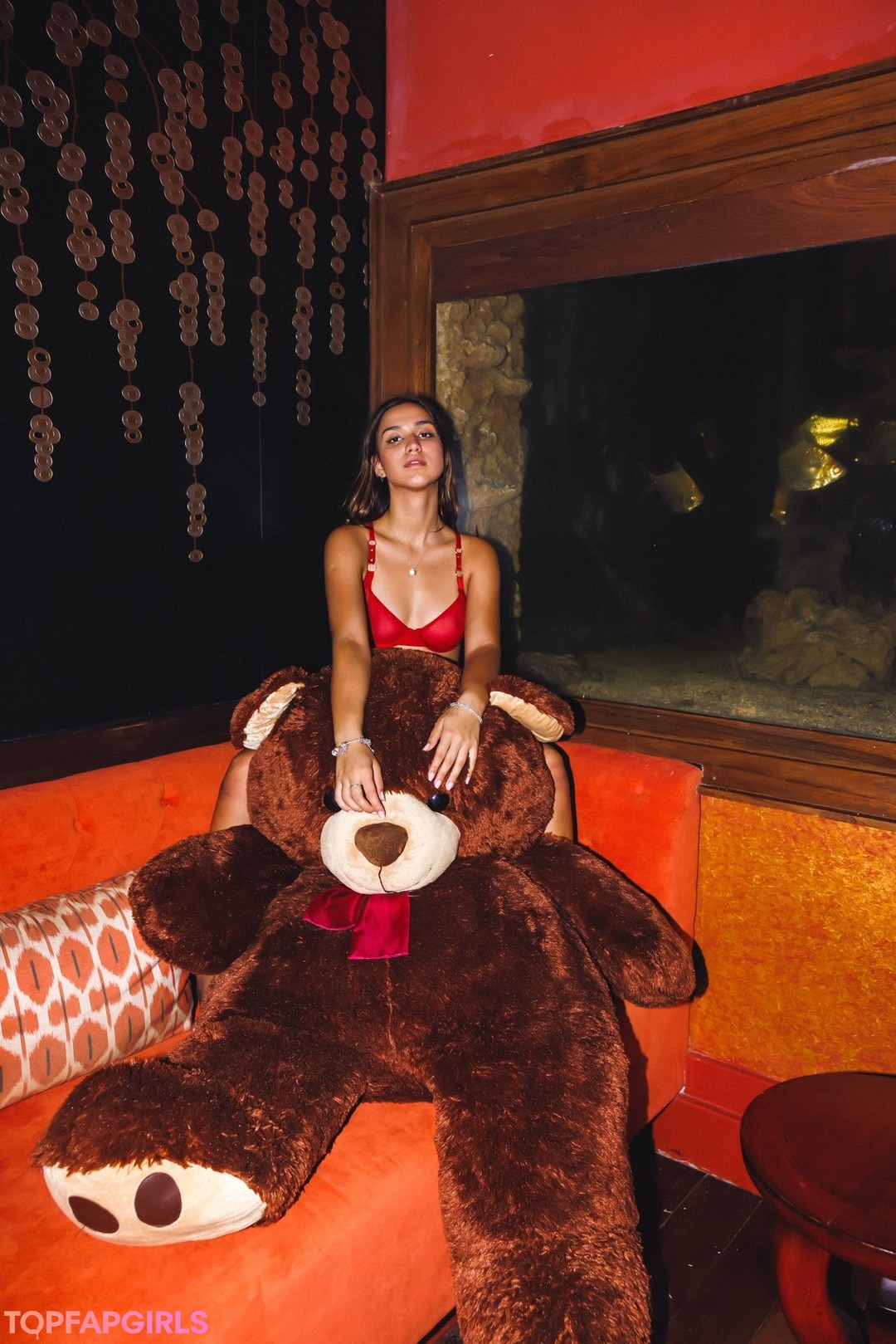 アジア人のタトゥー OnlyFans 無料セクシー 写真