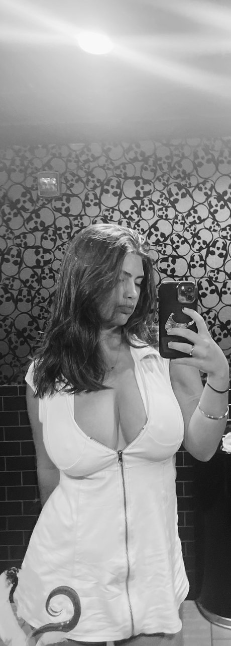 毛深い妊婦OnlyFans 素敵 写真