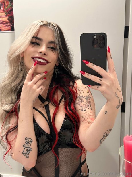 アジアンジム OnlyFans セクシーヌード アーカイブ