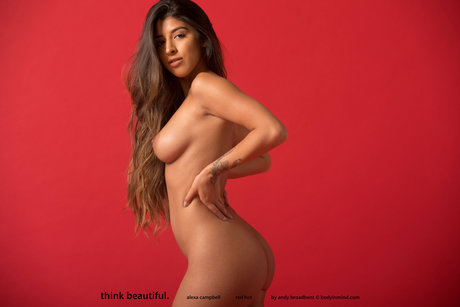 Shannon Singh ホットなポルノスター 画像