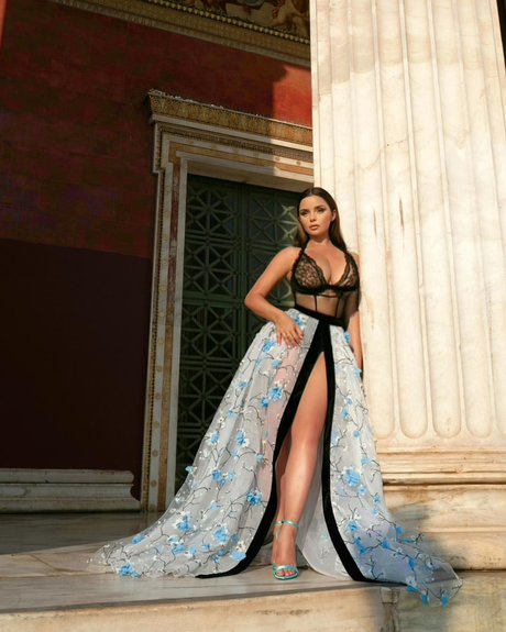 Demi Rose_ ポルノスター セックス 画像