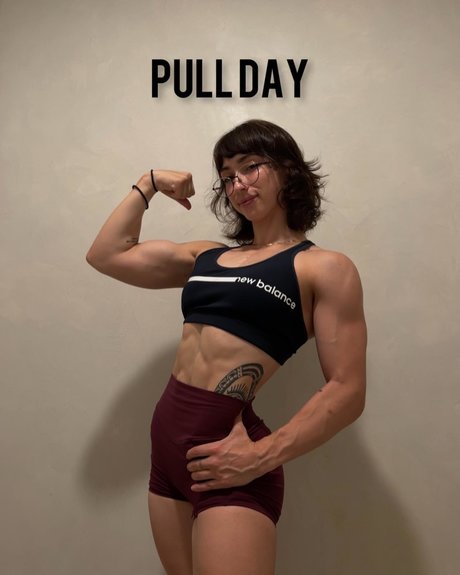 Lean Beef Patty ヌードモデル 写真