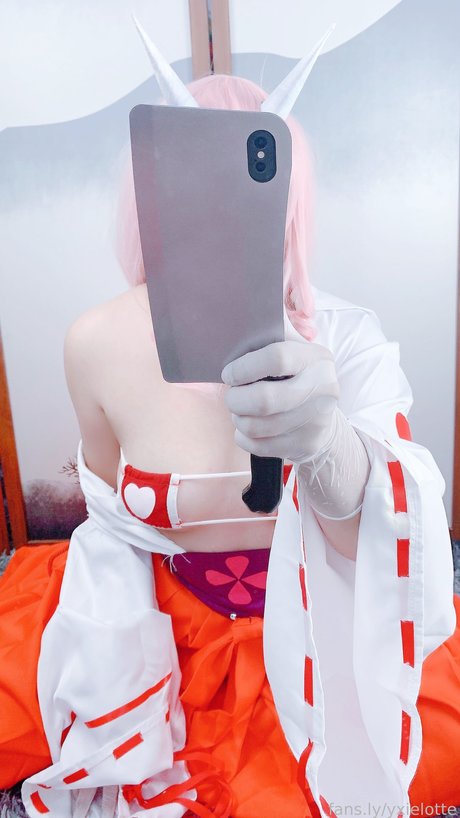 Yaxie Lotte 完璧なスター 写真